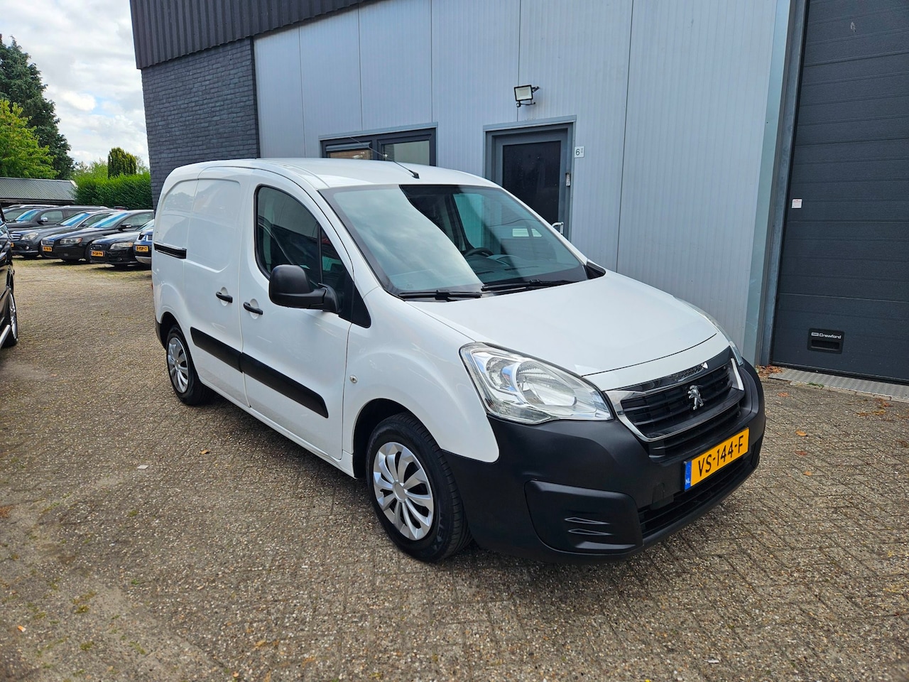 Peugeot Partner - 120 1.6 BlueHDi 75 L1 XR |Airco|Cruise - AutoWereld.nl