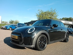 MINI 3-Deurs - (f56) 1.5 102pk One Business Edition Navigatie Sportstoelen