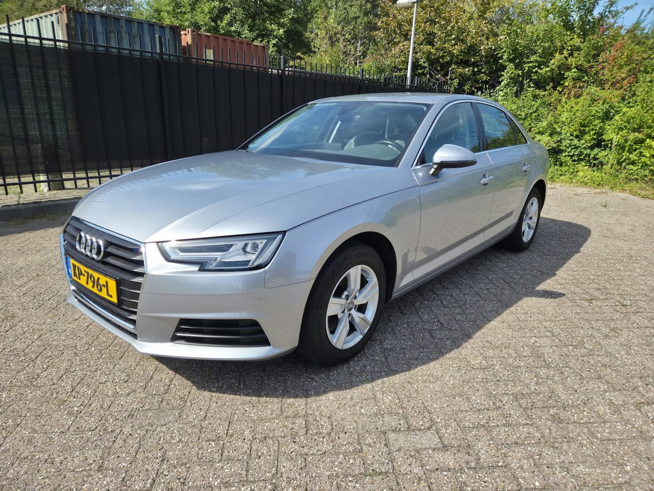 Audi A4 Limousine - 1.4 TFSI Pro Line 6 Versn Clima/Navi/Cruise - AutoWereld.nl