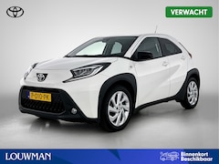 Toyota Aygo X - 1.0 VVT-i S-CVT first | Dealer onderhouden | Fietsendragerbeugel | LED verlichting | Clima