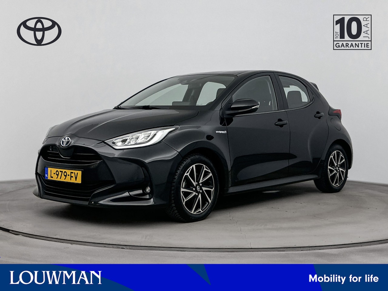 Toyota Yaris - 1.5 Hybrid Business Plus | Lichtmetalen velgen | Apple Carplay-Android Auto | Parkeercamer - AutoWereld.nl