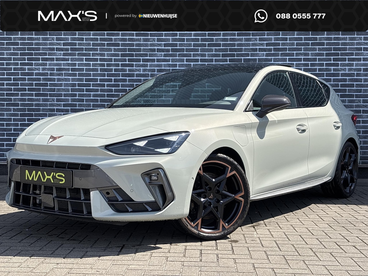 CUPRA Leon - 1.5 TSI e-Hybrid VZ Extreme | Plug-in Hybrid (PHEV) | Achteruitrijcamera | Parkeersensoren - AutoWereld.nl