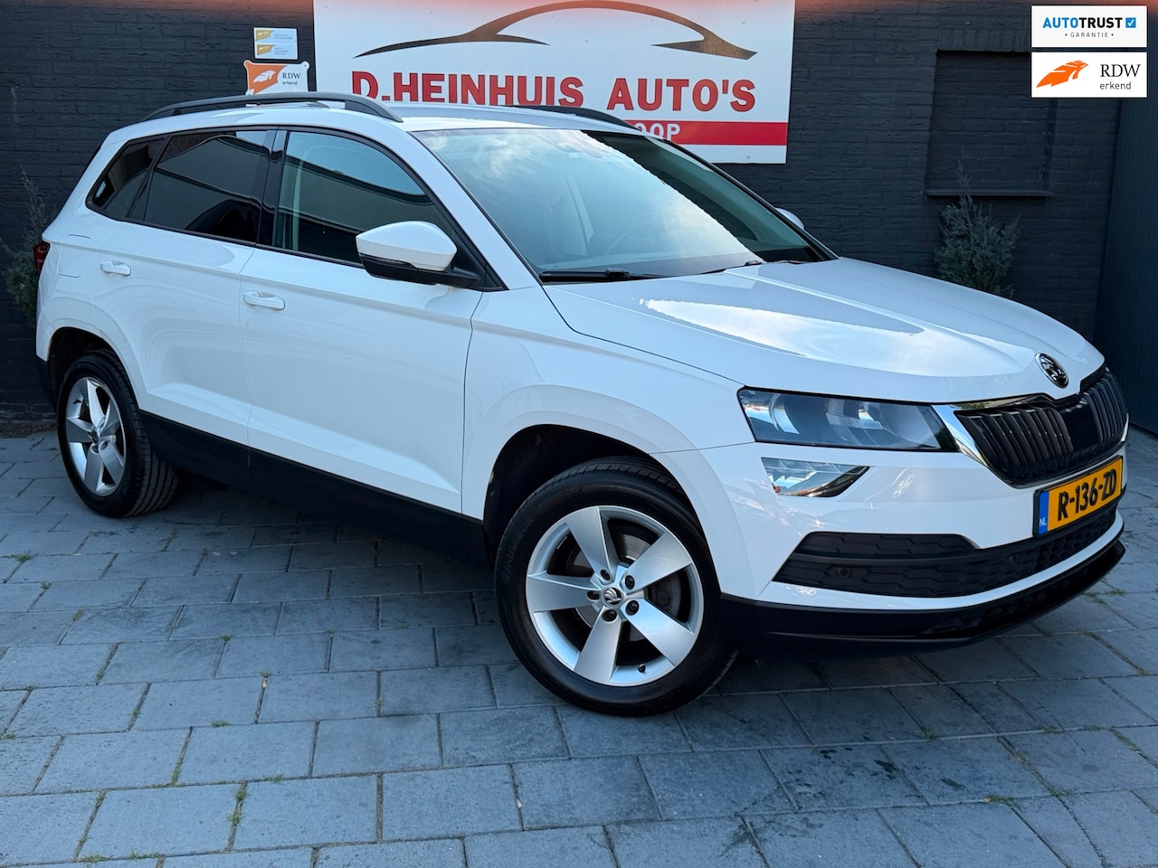 Skoda Karoq - 1.0 TSI KLIMA|STOELVERWARMING| - AutoWereld.nl