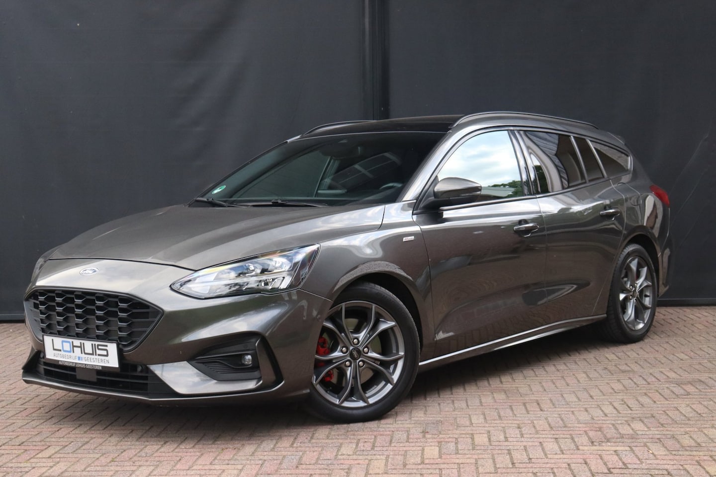 Ford Focus Wagon - 2.0 EcoBlue ST Line X Business | ACC | PANO | AUTOMAAT | CARPLAY | - AutoWereld.nl