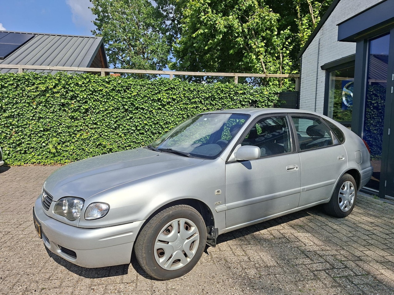 Toyota Corolla - 1.6 VVT-i Terra Airco, trekhaak Bellen! - AutoWereld.nl
