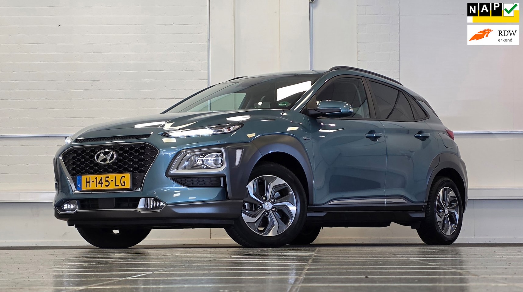 Hyundai Kona - 1.6 GDI HEV Fashion Trekhaak 2e Eigenaar Camera Navi Mooi! - AutoWereld.nl