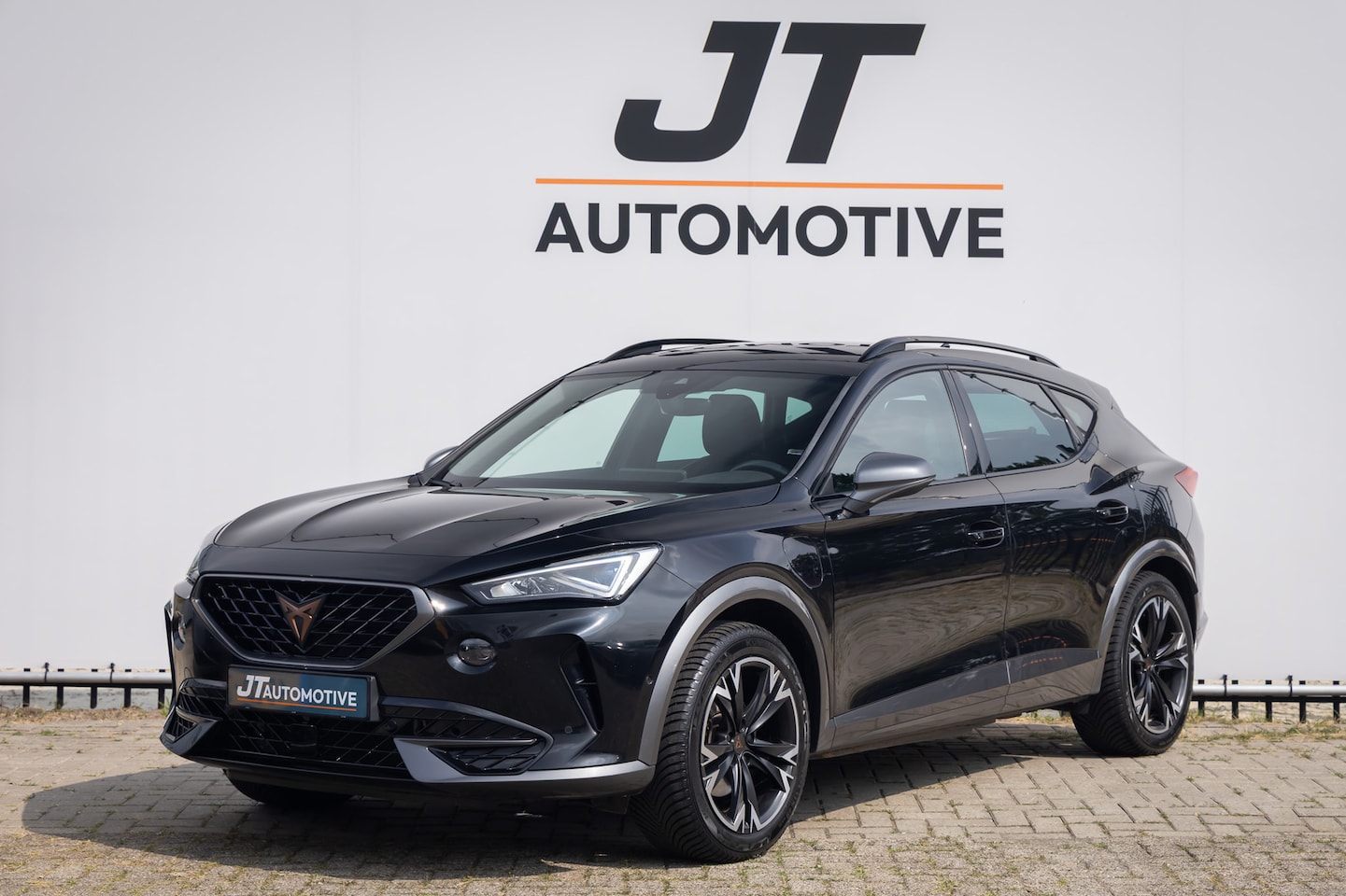CUPRA Formentor - 1.4 TSI e-Hybrid Essential adaptive cruise | Camera | Pdc | Stuurverwarming | Carplay | Ha - AutoWereld.nl