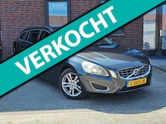 Volvo V60 - 2.0T Summum