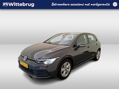 Volkswagen Golf - 1.0 eTSI Life / AUTOMAAT/ CRUISE/ STOELVERWARMING/ KEYLESS/ DIGITAL DASH/ NAVI/ 16'' LMV