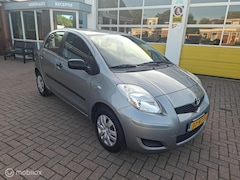 Toyota Yaris - 1.0 VVTi Acces