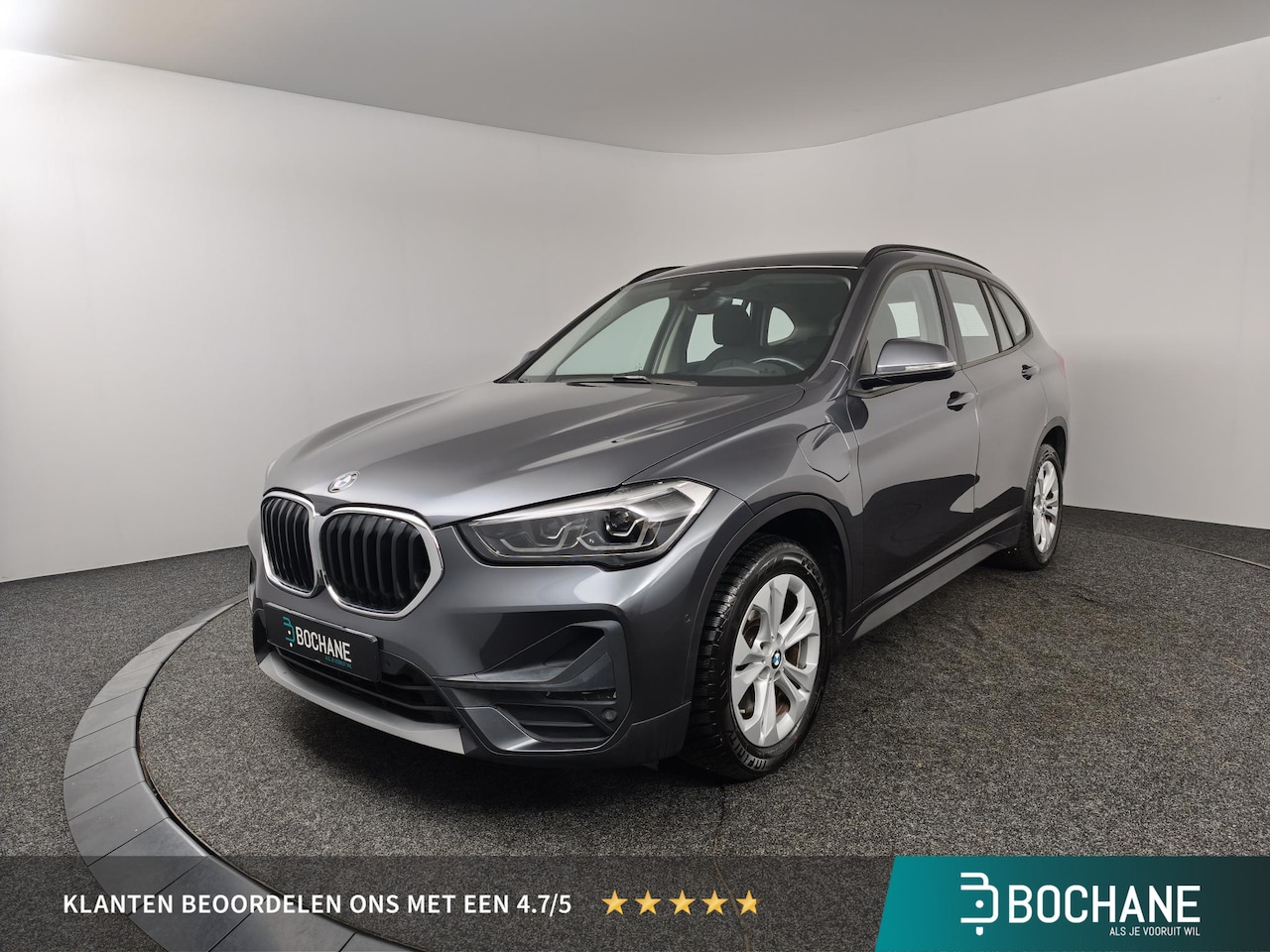 BMW X1 - xDrive25e | Navigatie | Parkeersensoren Voor & Achter | Elektrische Achterklep | Climate C - AutoWereld.nl