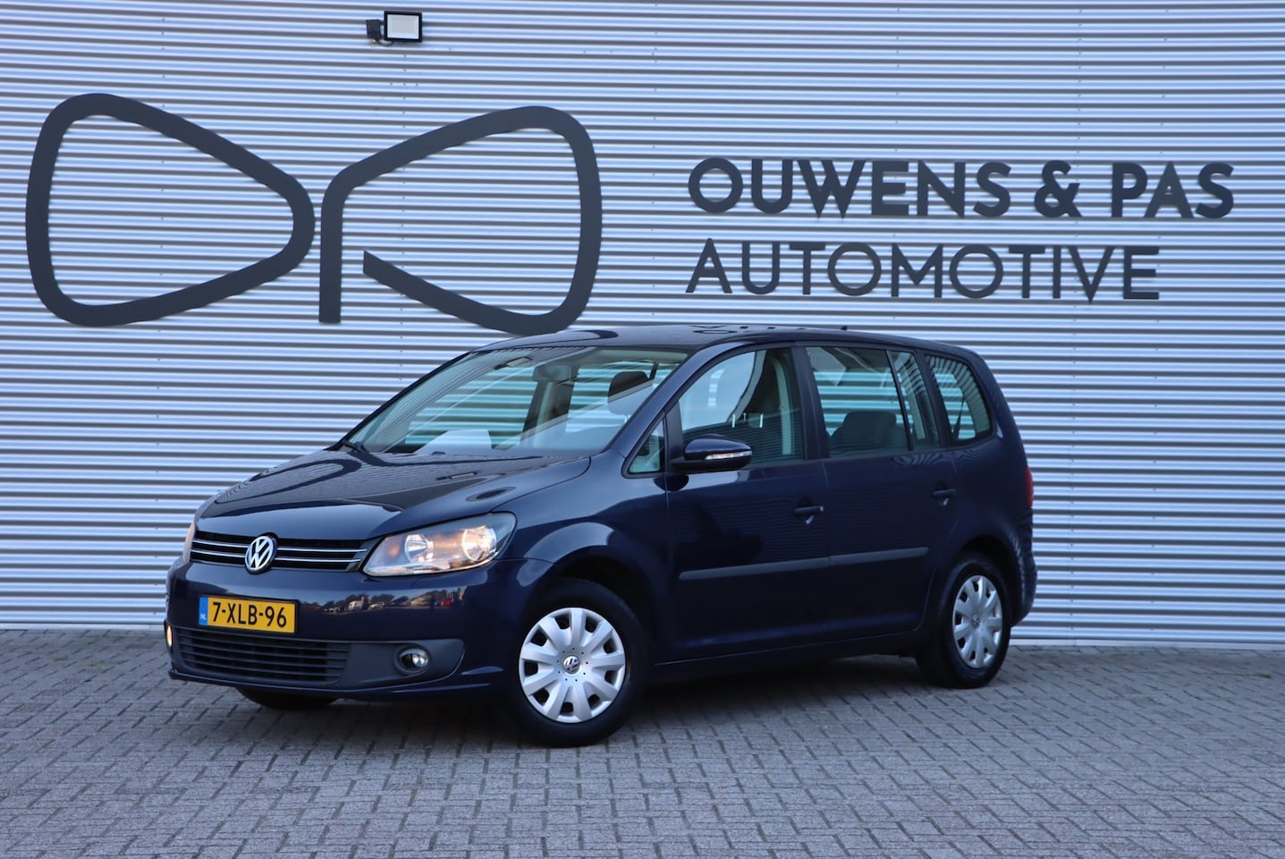 Volkswagen Touran - 1.2 TSI Comfortline 7 PERSOONS| CRUISE | NAVI | TREKHAAK | AIRCO | - AutoWereld.nl