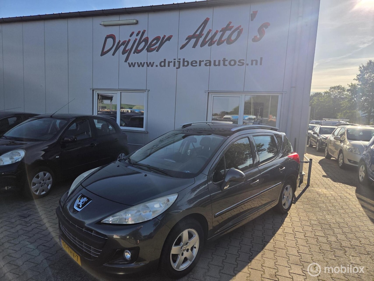Peugeot 207 SW - 1.4 VTi Blue Lease Executive 1.4 VTi Blue Lease Executive - AutoWereld.nl