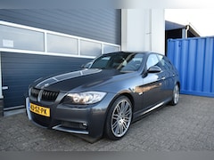 BMW 3-serie - 320i Graphite