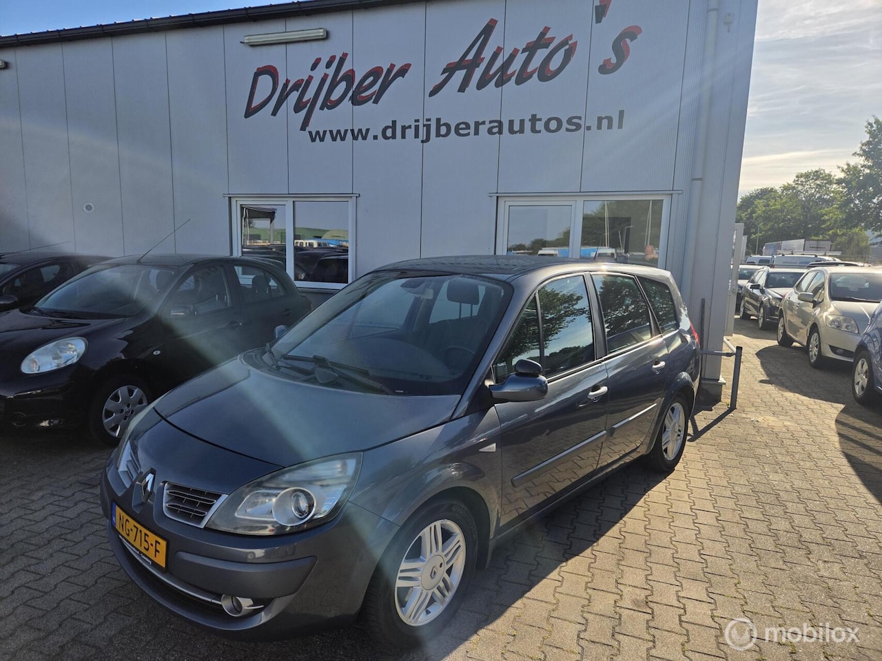 Renault Grand Scénic - 1.6-16V Tech Line 7p. 1.6-16V Tech Line 7p. - AutoWereld.nl