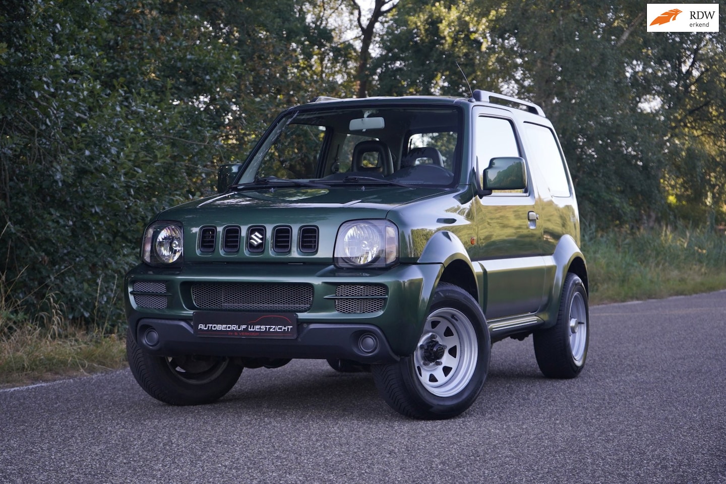 Suzuki Jimny - 1.3 Ranger 4x4, Groen, Trekhaak, 2de eigenaar! - AutoWereld.nl