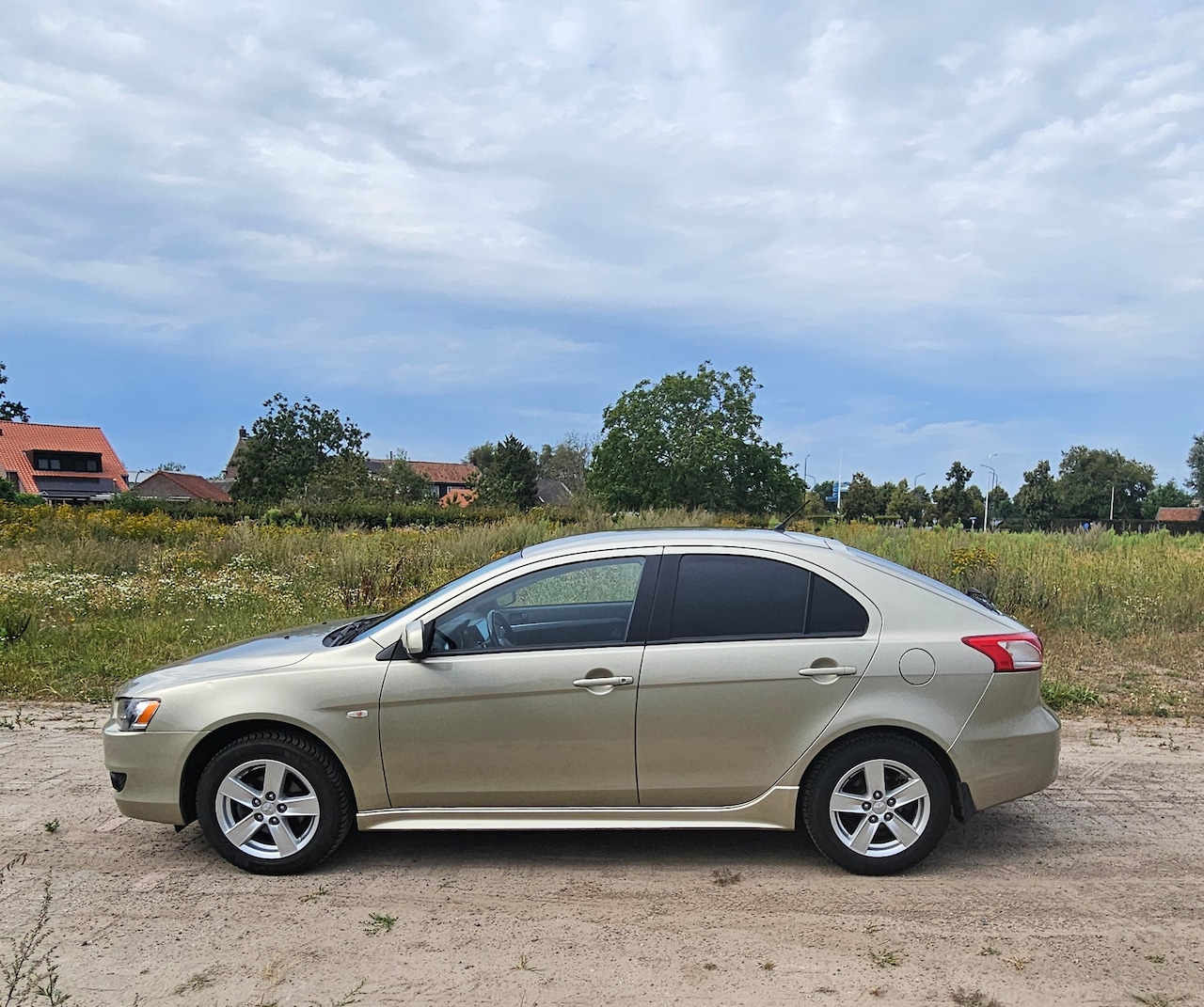 Mitsubishi Lancer Sports Sedan - 1.8 Intense - AutoWereld.nl