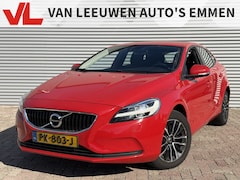 Volvo V40 - 2.0 T2 Nordic+ | Nieuw Binnen | Navigatie | Stoel verwarming | Trekhaak |