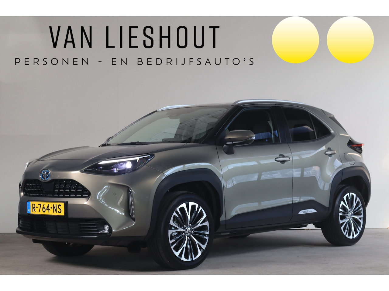 Toyota Yaris Cross - 1.5 Hybrid Executive - NL- Auto!! HUD I Camera I Dode Hoek - AutoWereld.nl