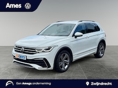Volkswagen Tiguan - 1.4 245pk TSI eHybrid R-Line Business+ Navigatie 'Discover Media' | Parkeersensoren vóór e