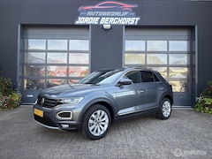 Volkswagen T-Roc - 1.5 TSI Sport Business R Automaat