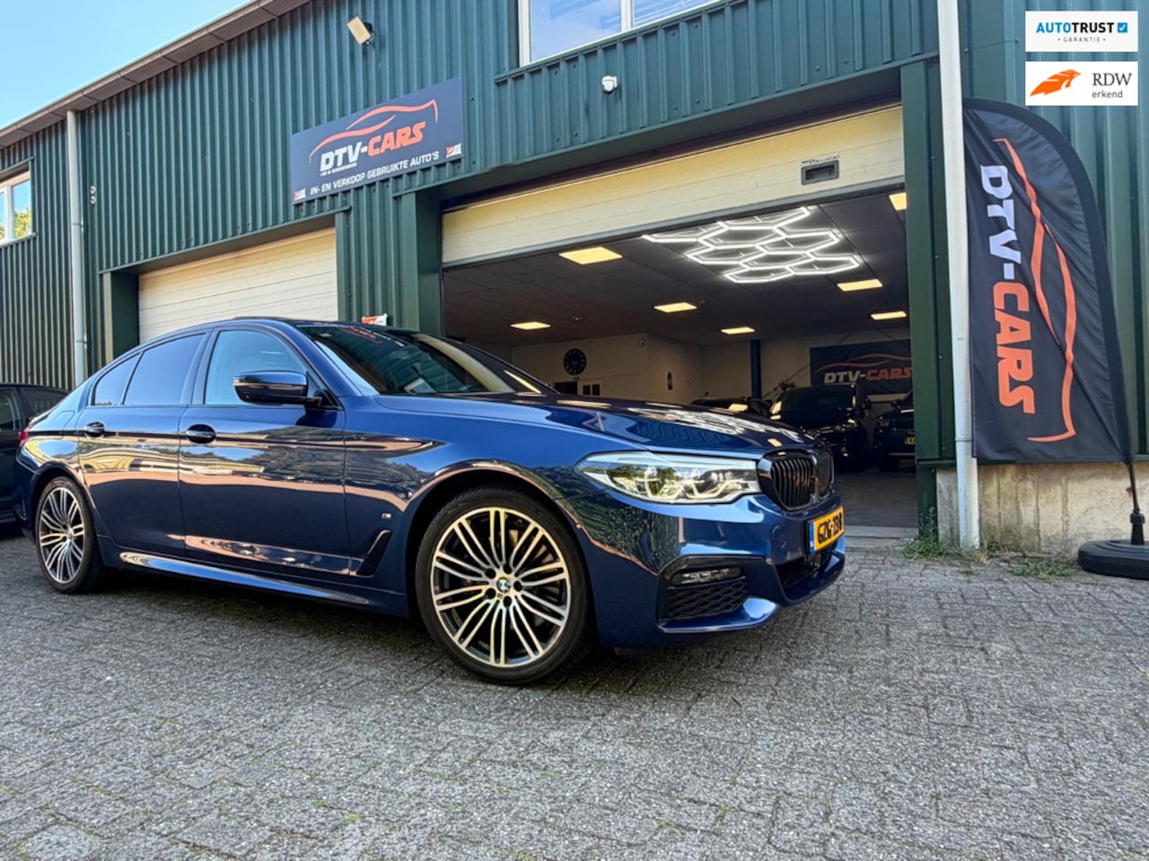 BMW 5-serie - 530e iPerformance High Executive Full opties - AutoWereld.nl