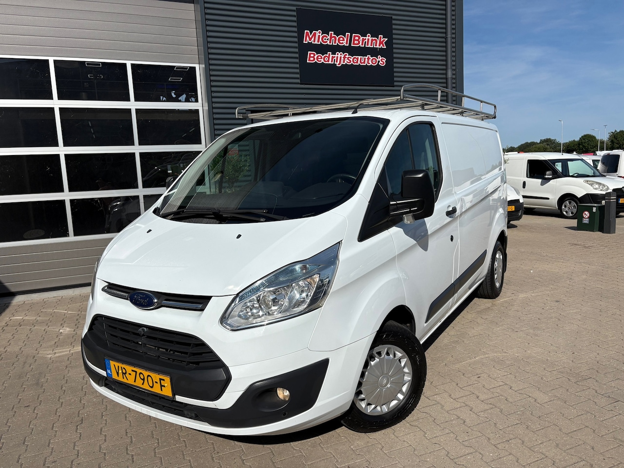 Ford Transit Custom - 290 2.2 TDCI L1H1 Airco 3 Zits - AutoWereld.nl