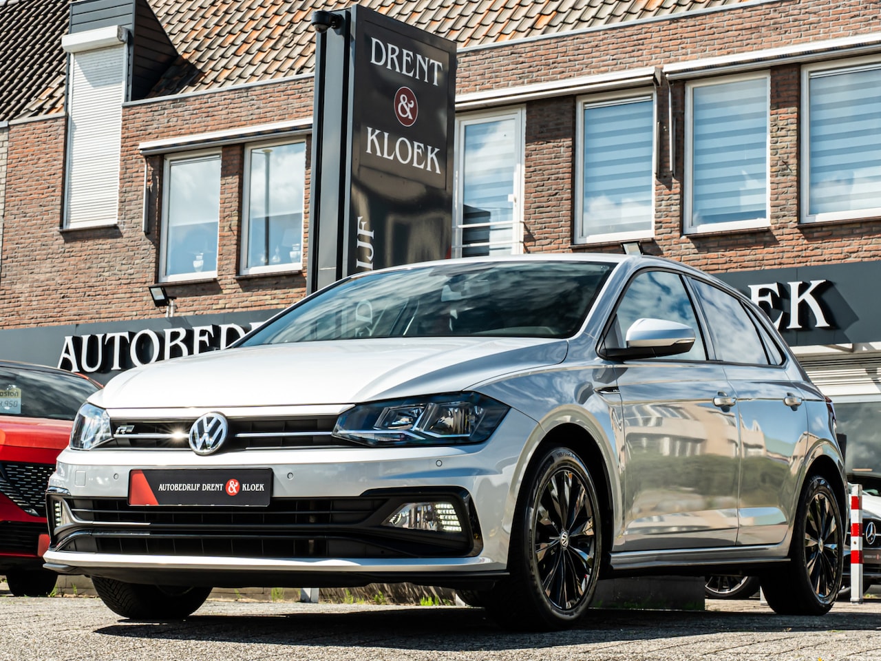 Volkswagen Polo - 1.0 TSI R-Line 16 INCH VIRTUAL DASH PDC CRUISE AMBIENTE VERLICHTING - AutoWereld.nl