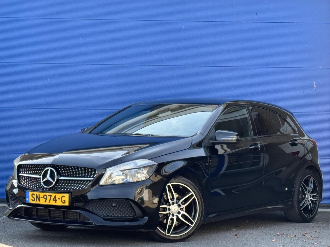 Mercedes-Benz A-klasse - AMG | Automaat | Stoelverwarming | - AutoWereld.nl