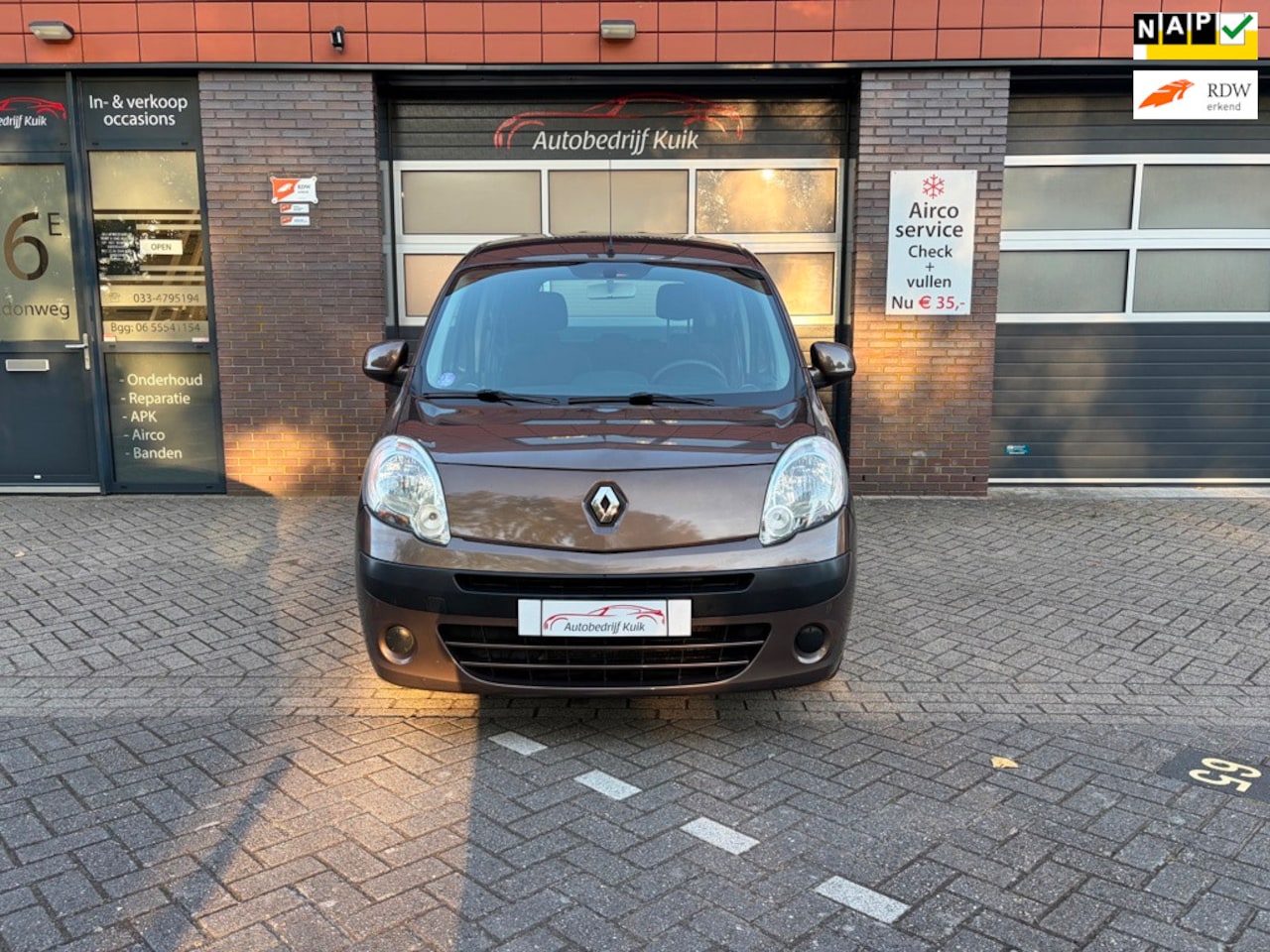 Renault Kangoo Family - 1.6-16V authentique benzine unieke km 88.109 nap - AutoWereld.nl