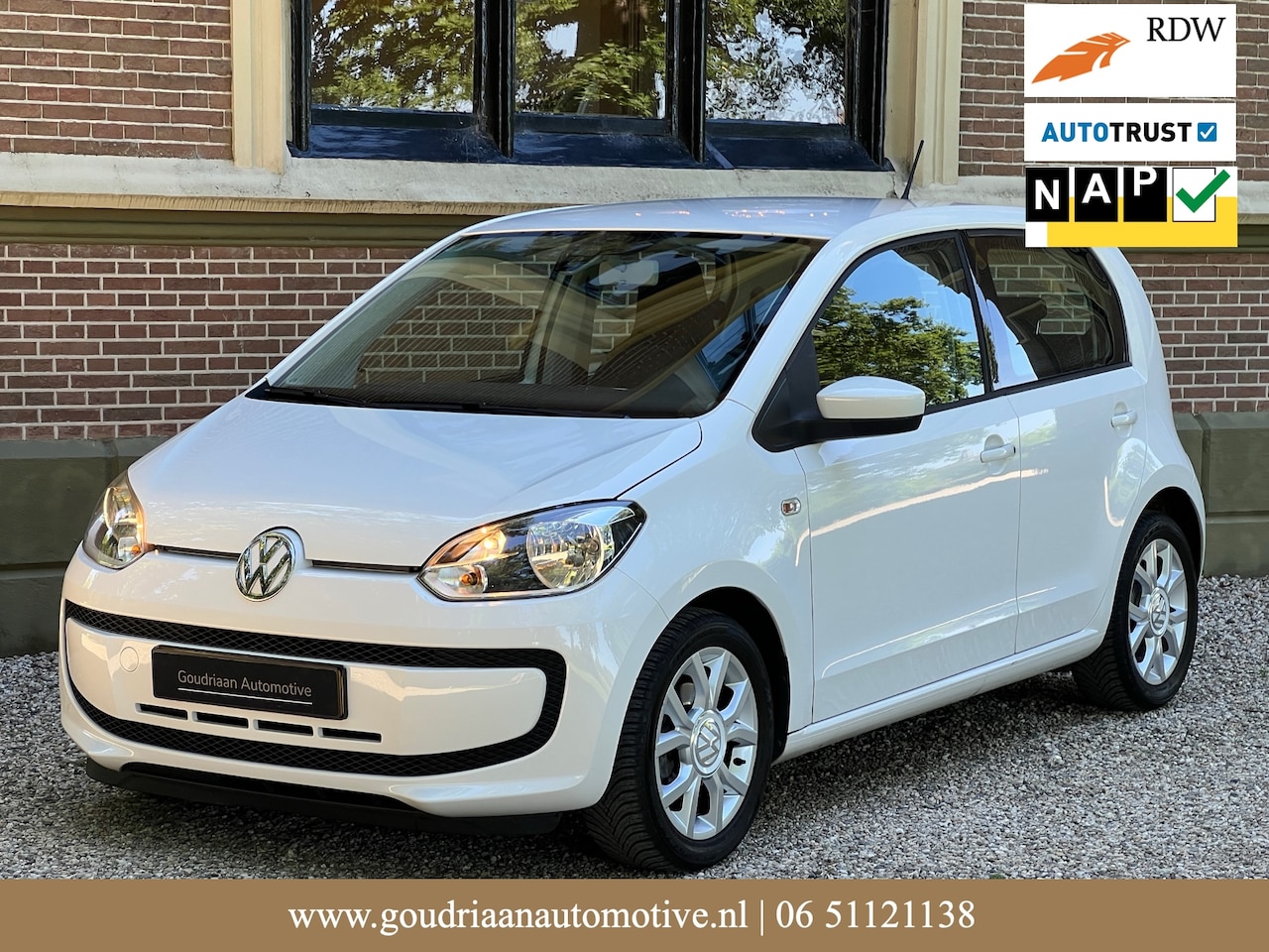 Volkswagen Up! - 1.0 move up! BlueMotion NAP | Airco | Parkeersensoren | 5-deurs - AutoWereld.nl