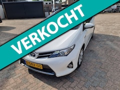 Toyota Auris Touring Sports - 1.8 Hybrid Lease Panoramadak/Leer