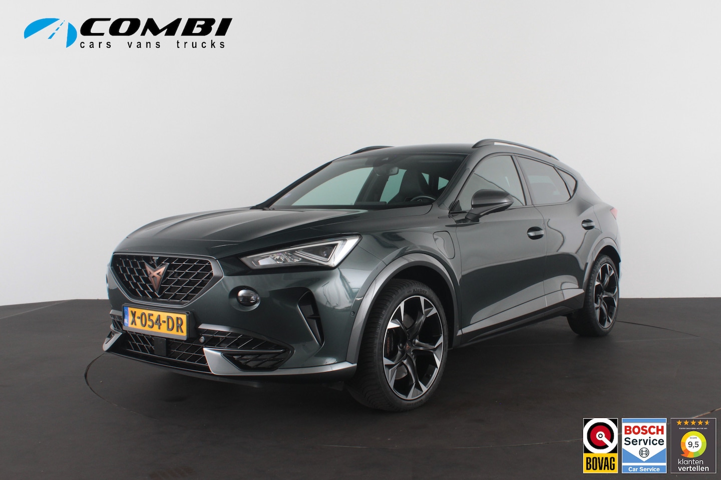 CUPRA Formentor - 1.4 e-Hybrid VZ Copper Edition > 245pk/Leer/360° camera/Trekhaak/Camouflage Green - AutoWereld.nl