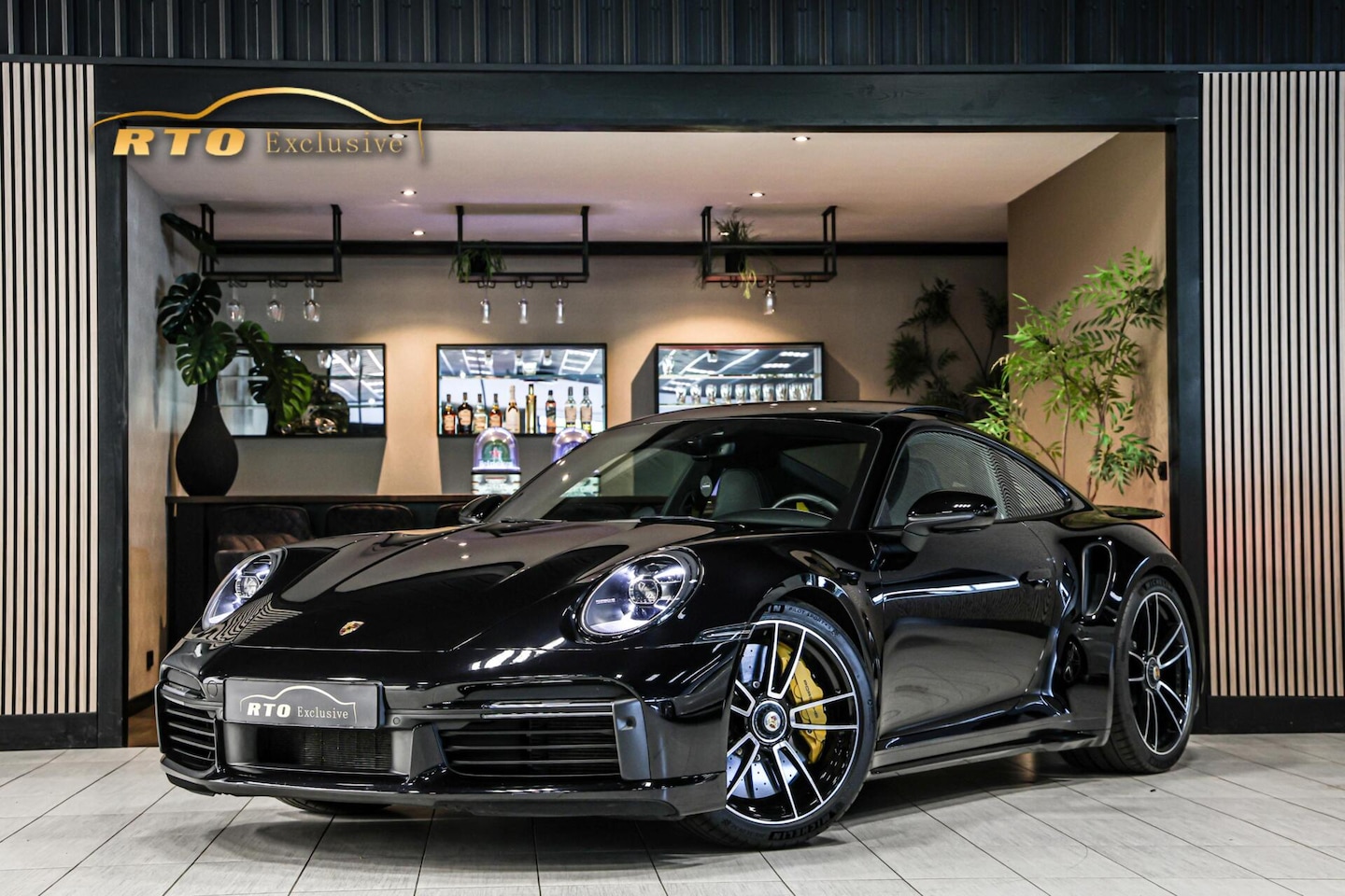 Porsche 911 - 3.8 Turbo S|PCCB|Matrix|Chrono|Schuifdak|Carbon - AutoWereld.nl
