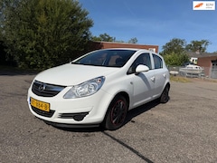 Opel Corsa - 1.2-16V Essentia Cruise* Airco*APK 15-07-2027