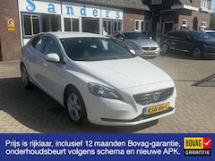 Volvo V40 - 1.6 T4 180 pk Momentum Winter-line