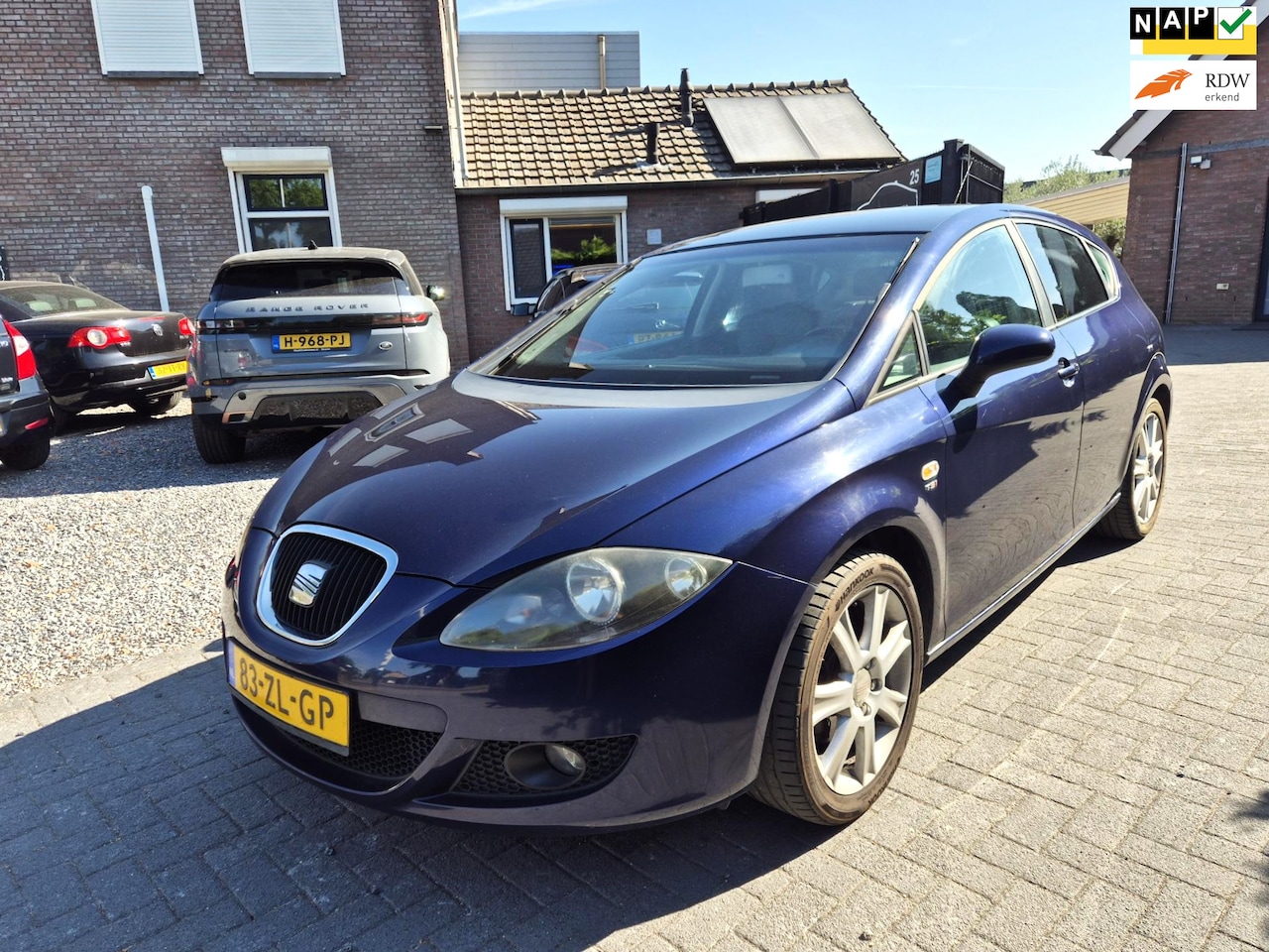 SEAT Leon - 1.8 TFSI Streetstyle Airco Cruise Leer - AutoWereld.nl