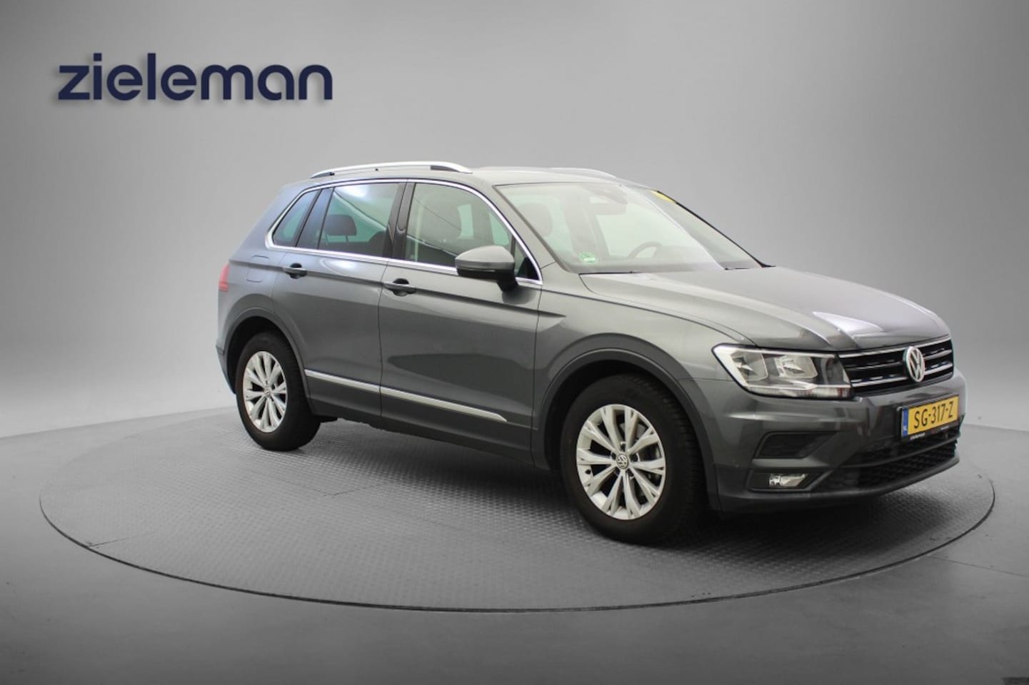 Volkswagen Tiguan - 1.4 TSI ATC Comfortline Business - Clima, Carplay, Trekhaak - AutoWereld.nl