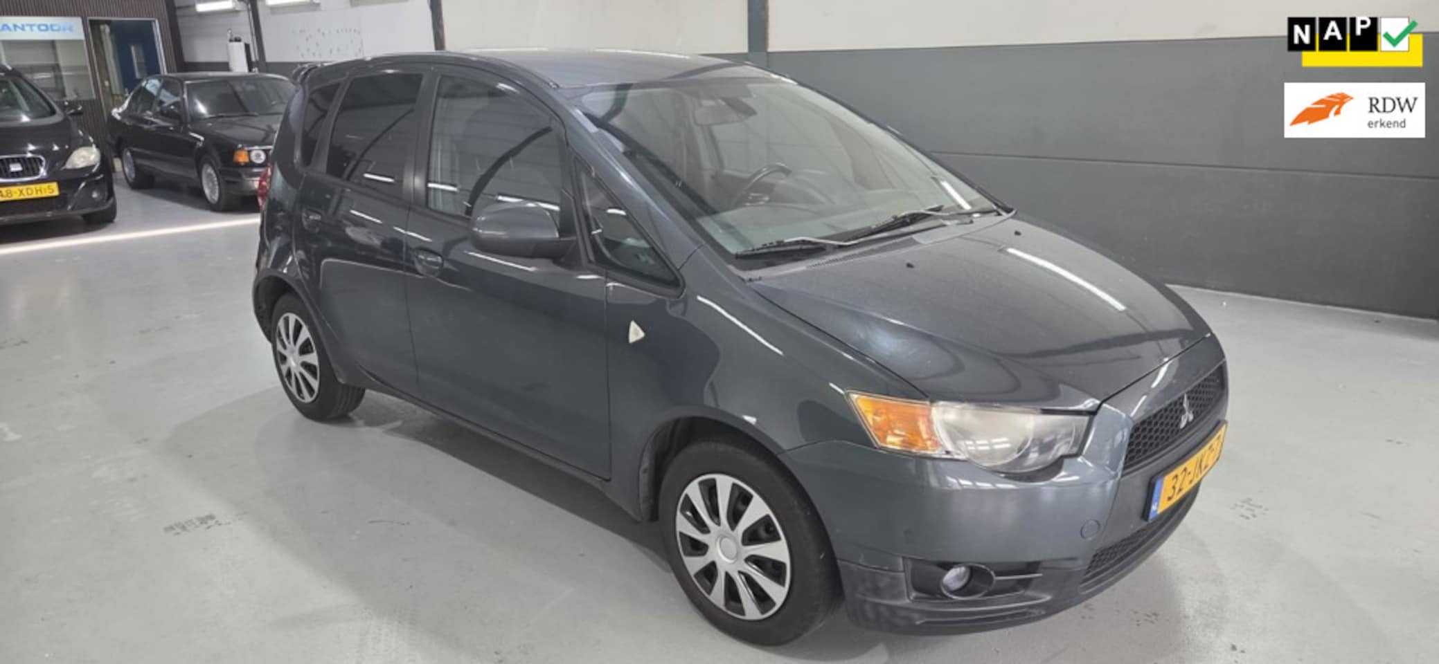 Mitsubishi Colt - 1.3 Intro Edition met nieuwe apk - AutoWereld.nl