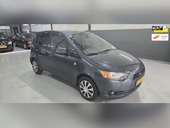 Mitsubishi Colt - 1.3 Intro Edition met nieuwe apk