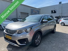 Peugeot 5008 - 1.2 PureTech Blue Lease Executive 7 pers