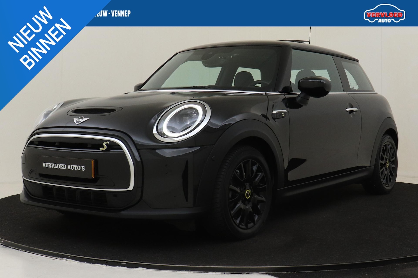 MINI Electric - SE YOURS 33 kWh -PANO.DAK|HARMAN/KARDON|HEAD-UP DISP.|ADAP.CRUISE|LEDER|CAMERA|KEYLESS|STO - AutoWereld.nl