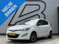 Hyundai i20 - 1.2i Go 2e Eigenaar|Cruise|Dealer Onderhouden|Airco|PDC|Trekhaak|Elek Ramen|LM Velgen|N.A.