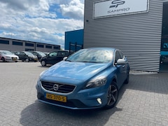 Volvo V40 - 2.0 D2 Summum Business