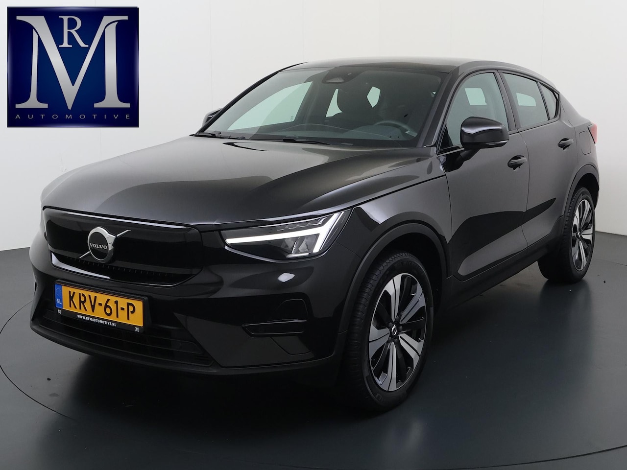Volvo C40 - Single Motor Core 70 kWh VOLVO DEALER ONDERHOUDEN| ACHTERUITRIJCAMERA| PANORAMADAK| STOEL - AutoWereld.nl