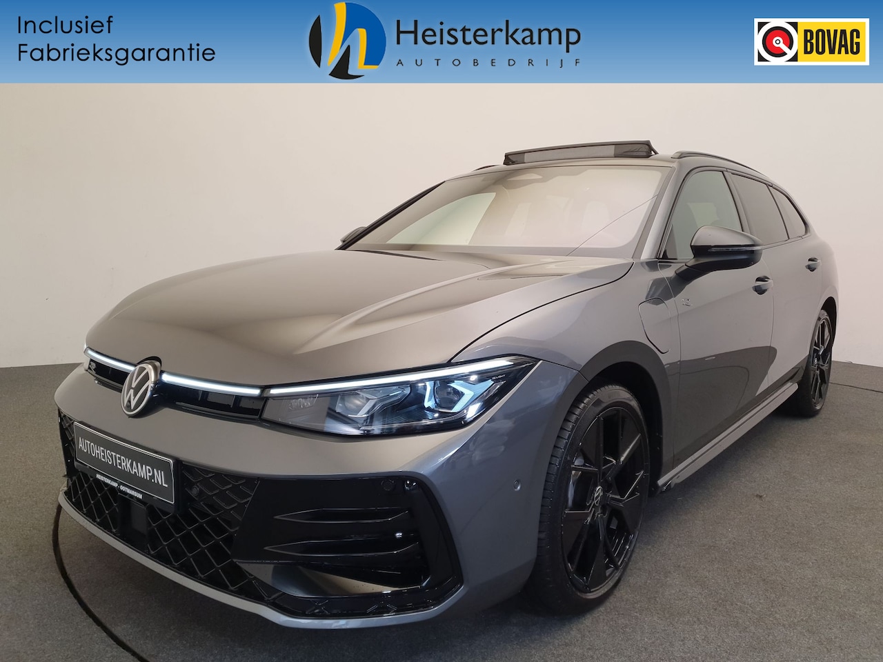 Volkswagen Passat Variant - 1.5 eHybrid 272pk DSG/AUT R-Line Wegklapbare trekhaak, Harman/Kardon, Leder, Pano - AutoWereld.nl