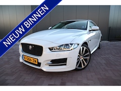 Jaguar XE - 2.0 Portfolio R-Sport Automaat Panoramadak Leder Navigatie Camera Meridian audio. Etc