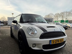 MINI Clubman - 1.6 Cooper S Defecte koppeling / Handel / Export / Chili, Stoelverwarming, 2-zits, Xenon,
