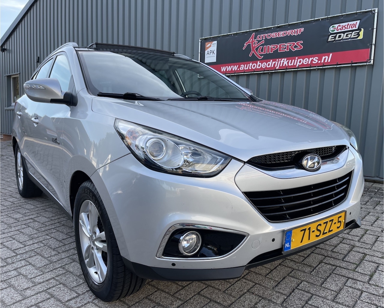 Hyundai ix35 - 1.6i GDI Business Edition Clima.Cruise.Pano.Pdc.Camera.Leer.Lm.velgen.Trekhaak - AutoWereld.nl