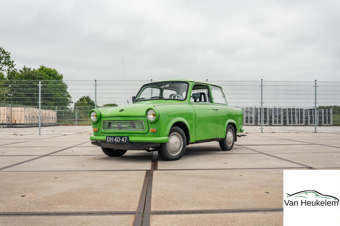 Trabant 601 - 601S deLuxe | Verzamelobject met cultstatus !! | TREKHAAK - AutoWereld.nl